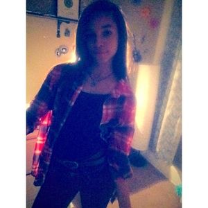 Meet your Posher, Julissa